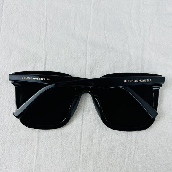 New Gentle Monster Flatba “My Ma” Black Sunglasses - Picture 4 of 7